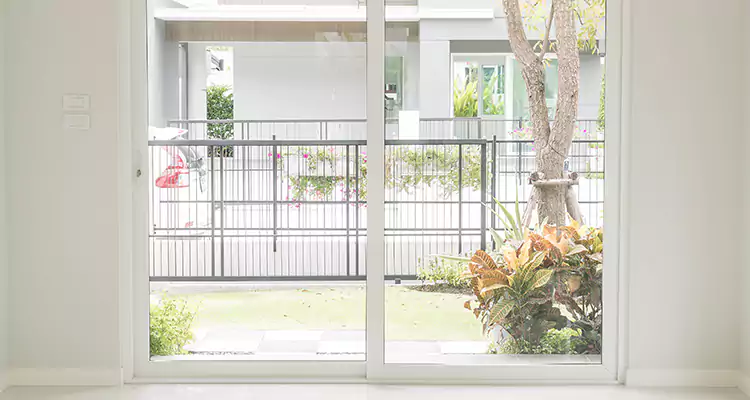 Balcony Screen Door Repair in Palm Coast, FL