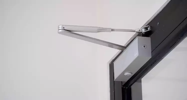 Screen Door Closer Repair in Palm Coast, FL