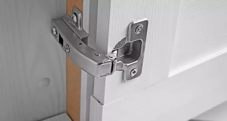 Shower Door Hinge Replacement in Palm Coast, FL