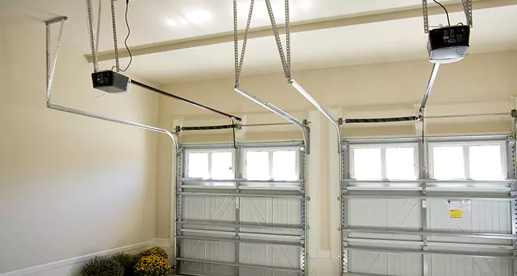 Residential Emergency Garage Door Repair in Palm Coast, FL