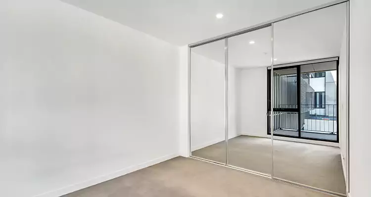 Why Homeowners Choose Us for Sliding Mirror Door Replacement in Palm Coast, FL