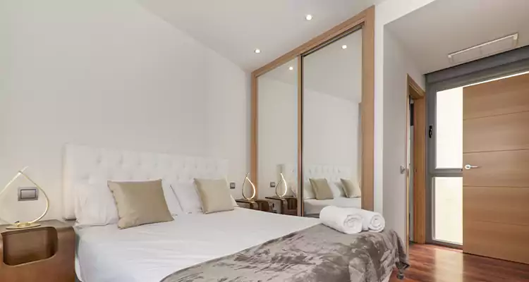 Sliding Wardrobe Door Mirror Replacement in Palm Coast, FL